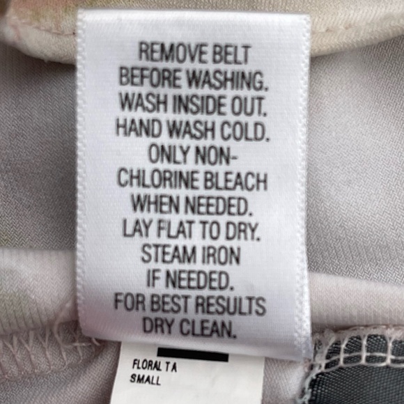 Simply Vera Vera Wang Pink/Green/White Abstract Sleeveless Dress (S) - Picture 12 of 12